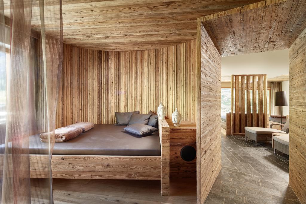 Hotel Berghof Crystal Spa & Sports Тукс Экстерьер фото