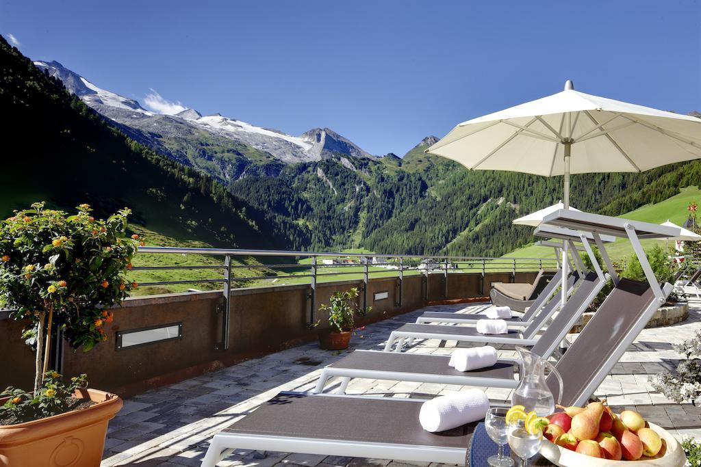 Hotel Berghof Crystal Spa & Sports Тукс Экстерьер фото