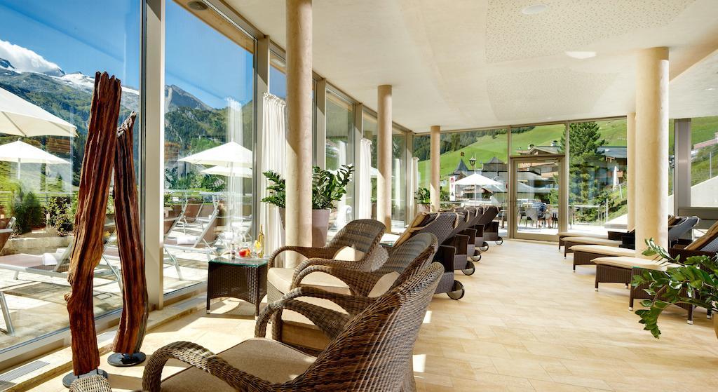 Hotel Berghof Crystal Spa & Sports Тукс Экстерьер фото