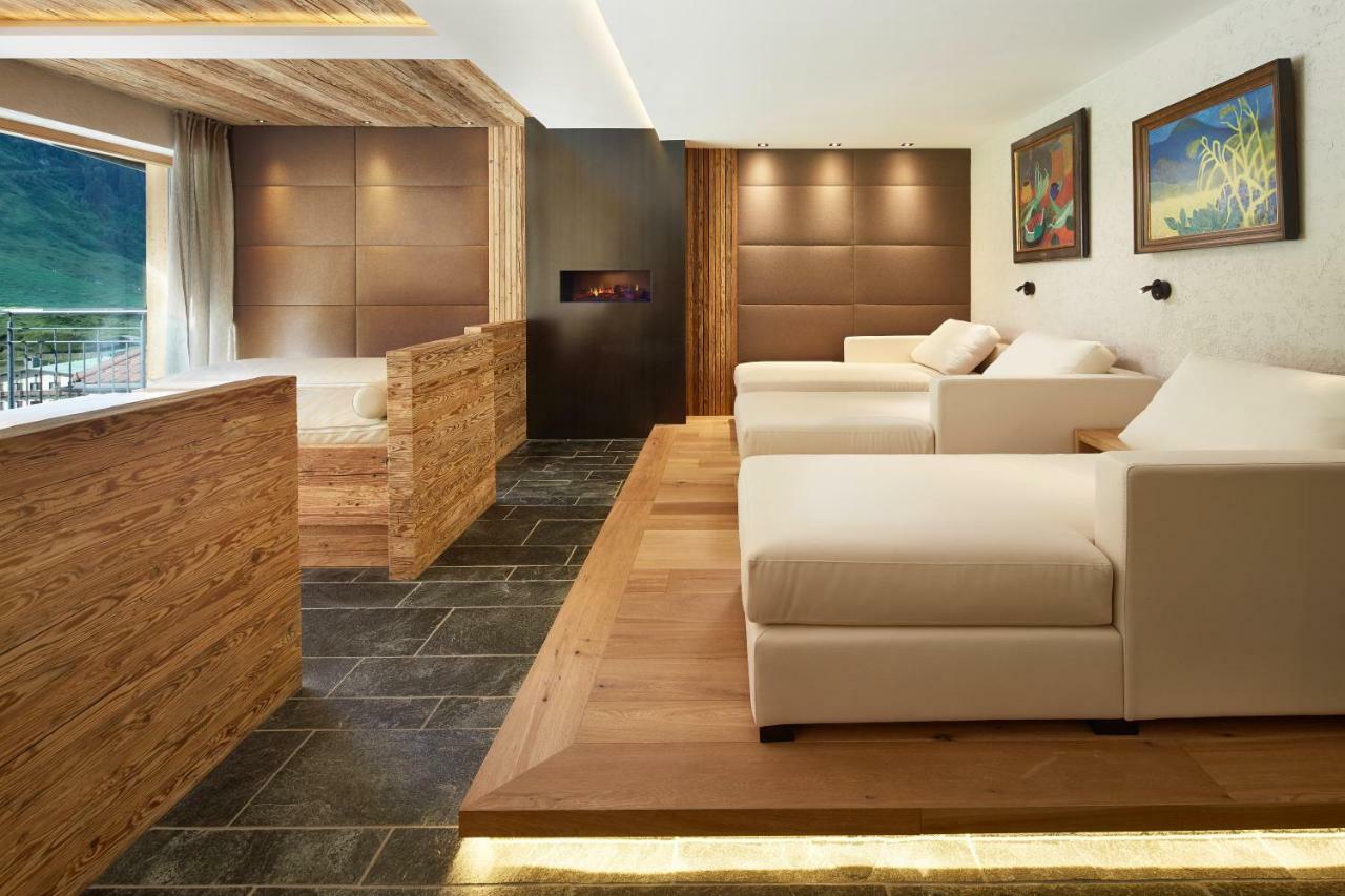 Hotel Berghof Crystal Spa & Sports Тукс Экстерьер фото