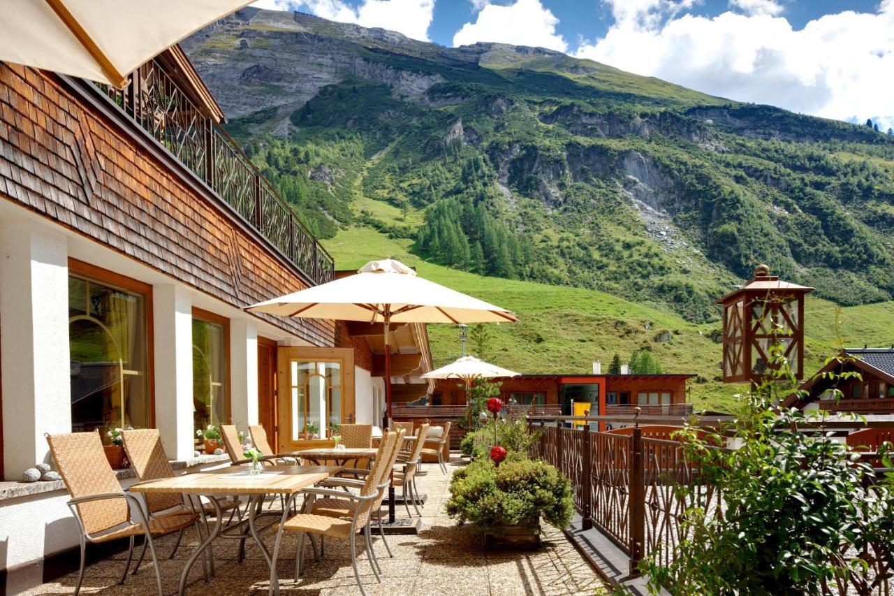 Hotel Berghof Crystal Spa & Sports Тукс Экстерьер фото
