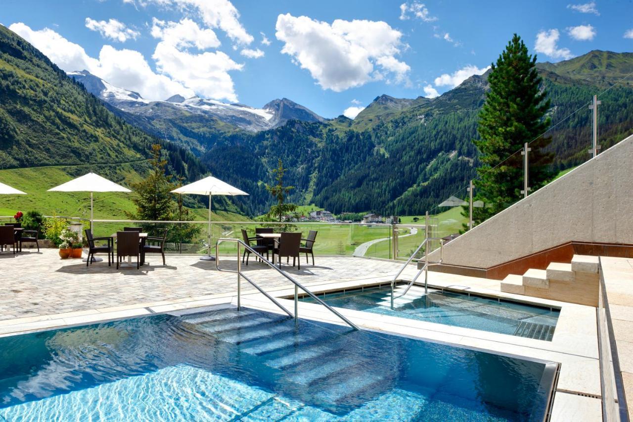 Hotel Berghof Crystal Spa & Sports Тукс Экстерьер фото