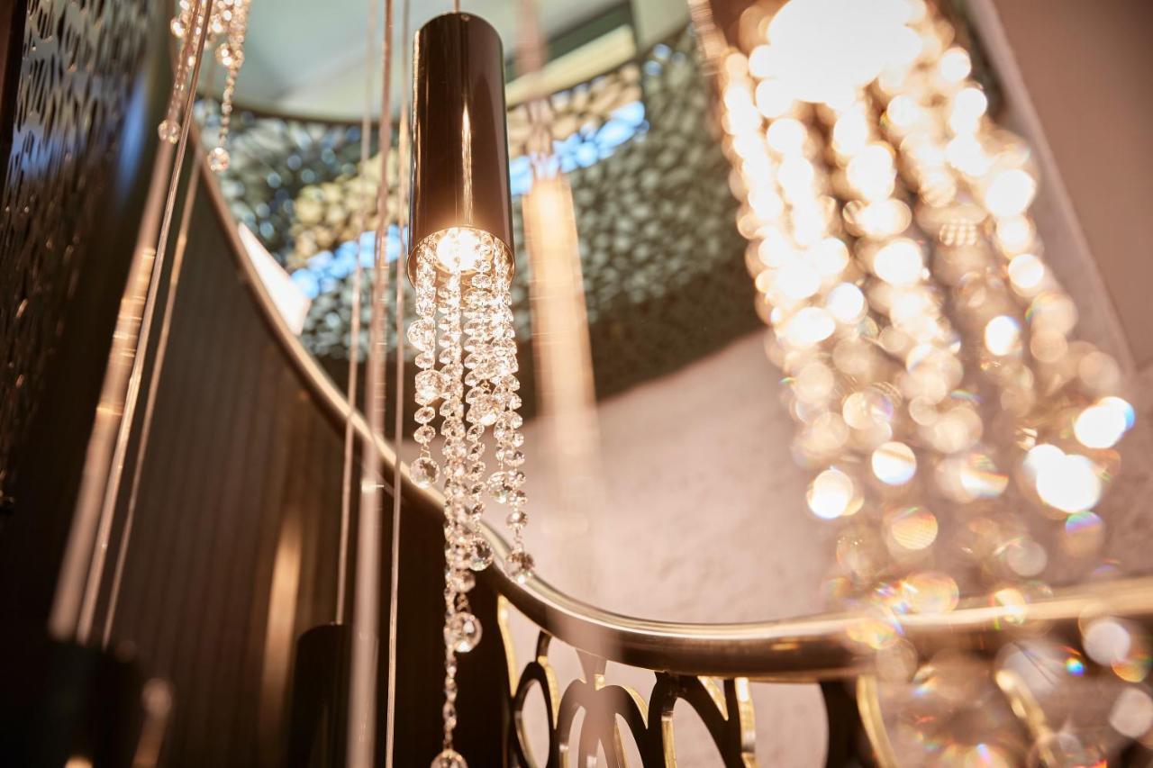 Hotel Berghof Crystal Spa & Sports Тукс Экстерьер фото