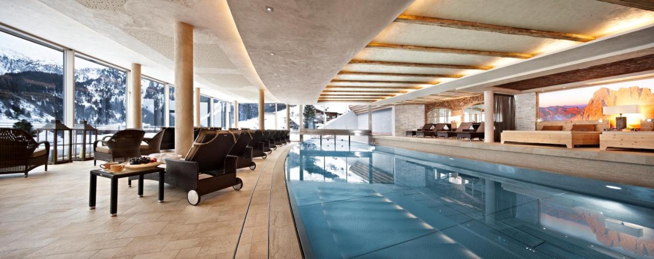 Hotel Berghof Crystal Spa & Sports Тукс Экстерьер фото